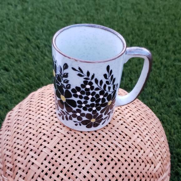 Vintage Floral Ceramic Coffee Tea Mug 70s Home